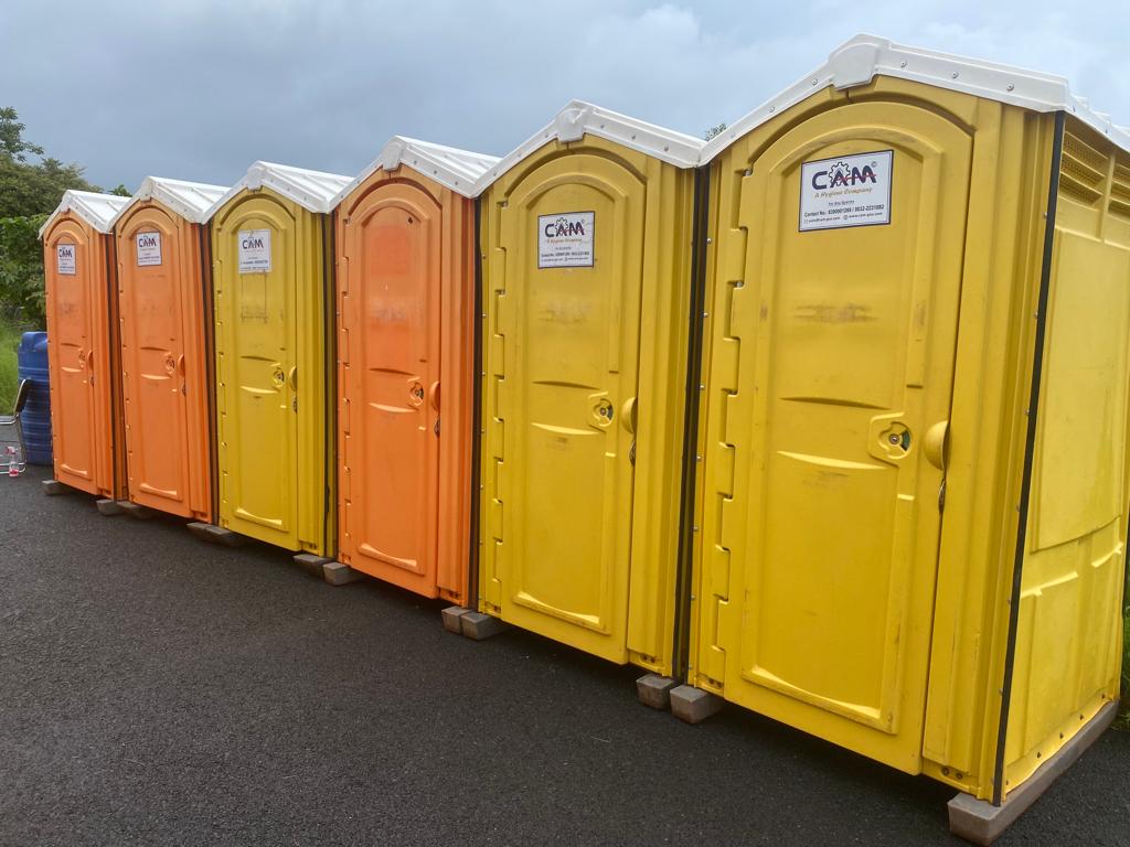 Portable Western Toilet-bg