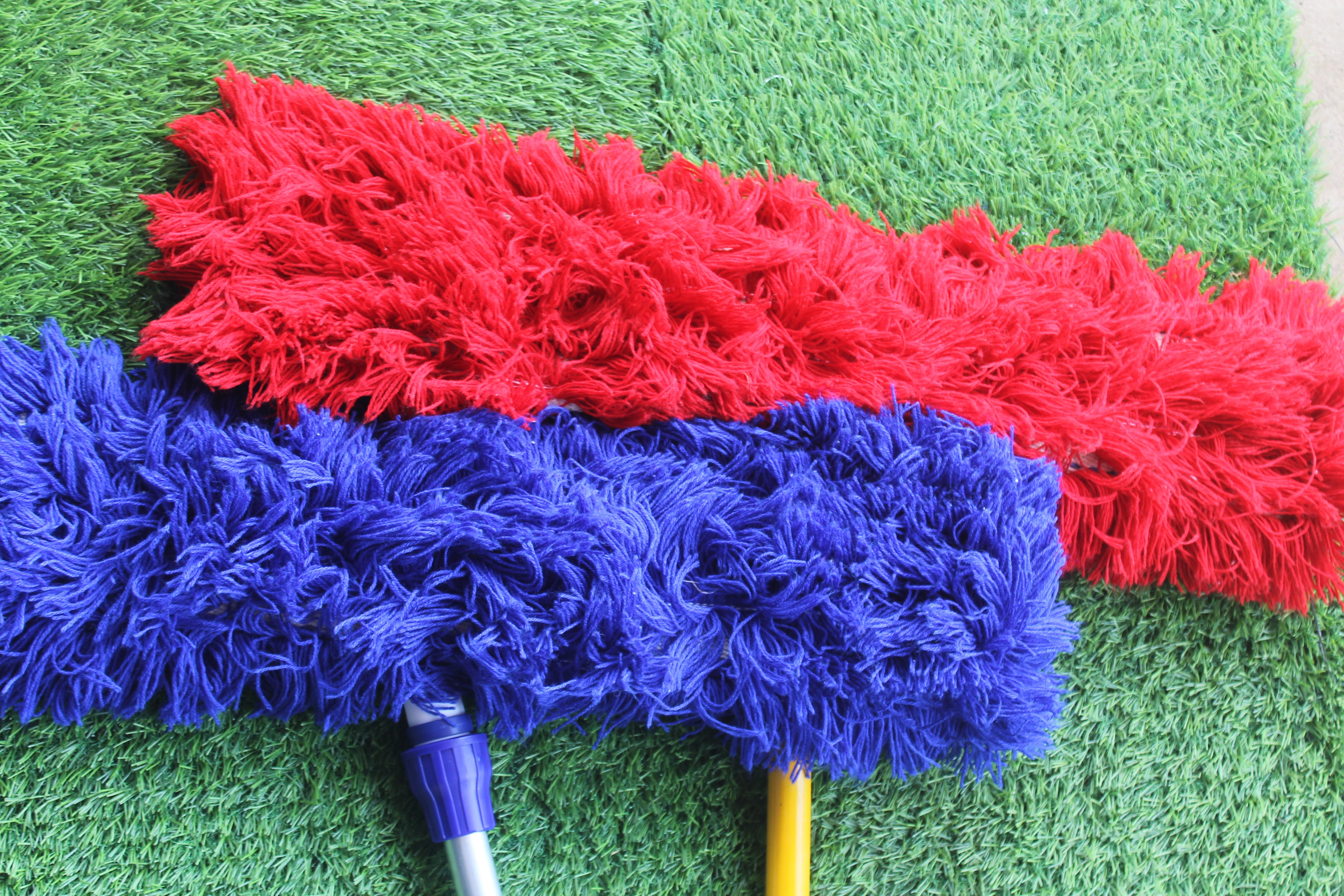 Acrylic Dust Mop(40/60/80/100cms) image